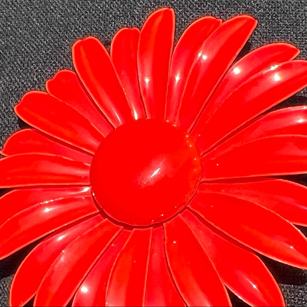 Vintage Bright Orange Flower Brooch - Picture 4 of 6